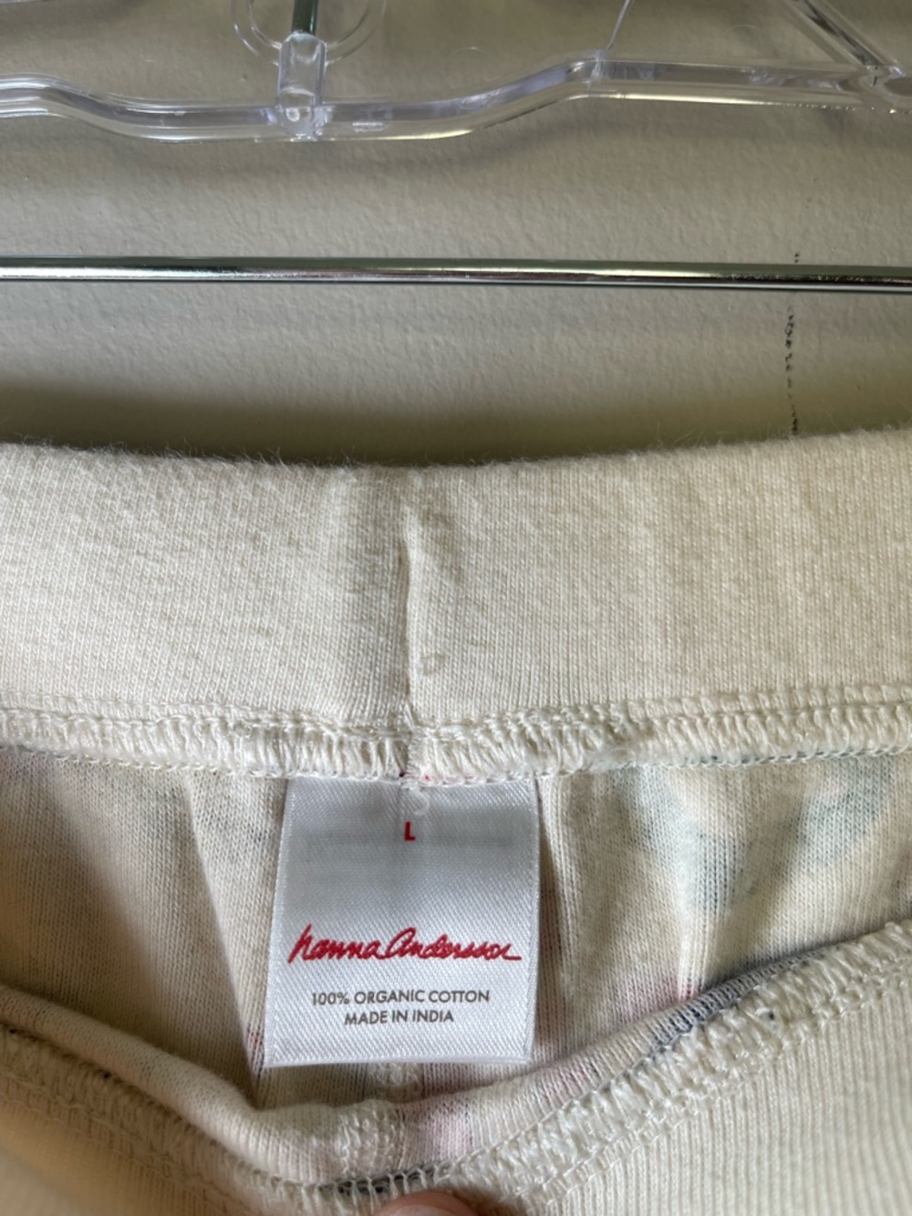 Hanna Andersson White Joggers with Multicolor Holiday 'Fa La La' Print - Picture 4 of 7